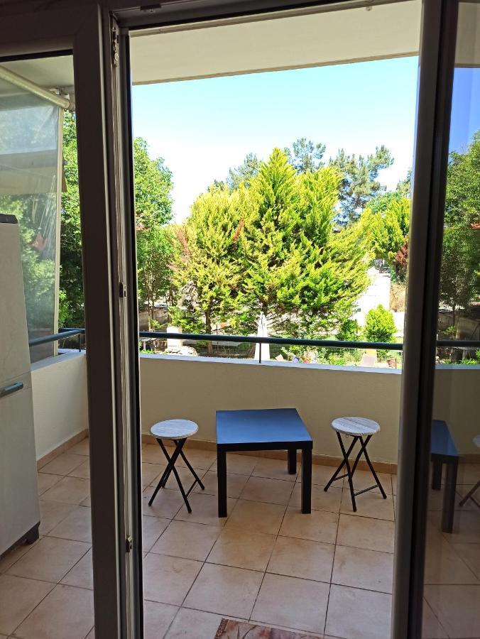 1 Bedroom Apartment In Nea Kallikrateia Exterior foto